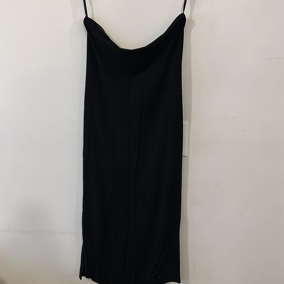 Thyme Maternity Black Strapless Shirred Stretch Jersey Midi Tube Dress - Picture 7 of 9